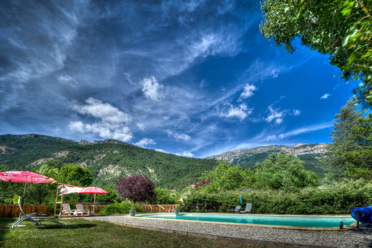 L'Enclos B&B Châtillon-en-Diois Εξωτερικό φωτογραφία